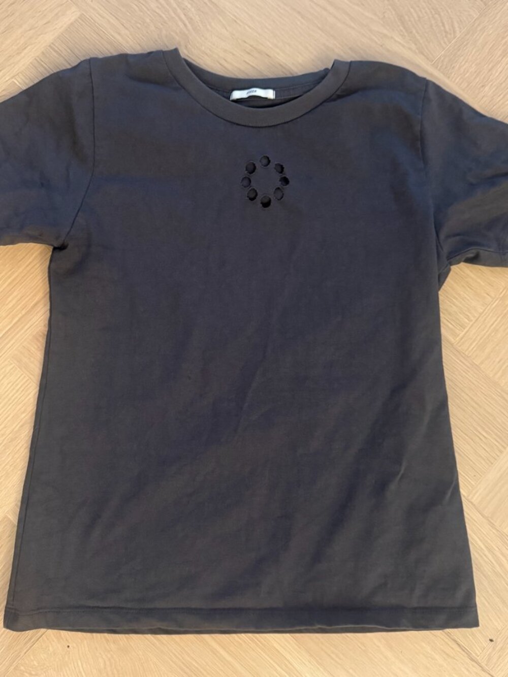Women's Grey Floral Cutout T-shirt XS Never Worn